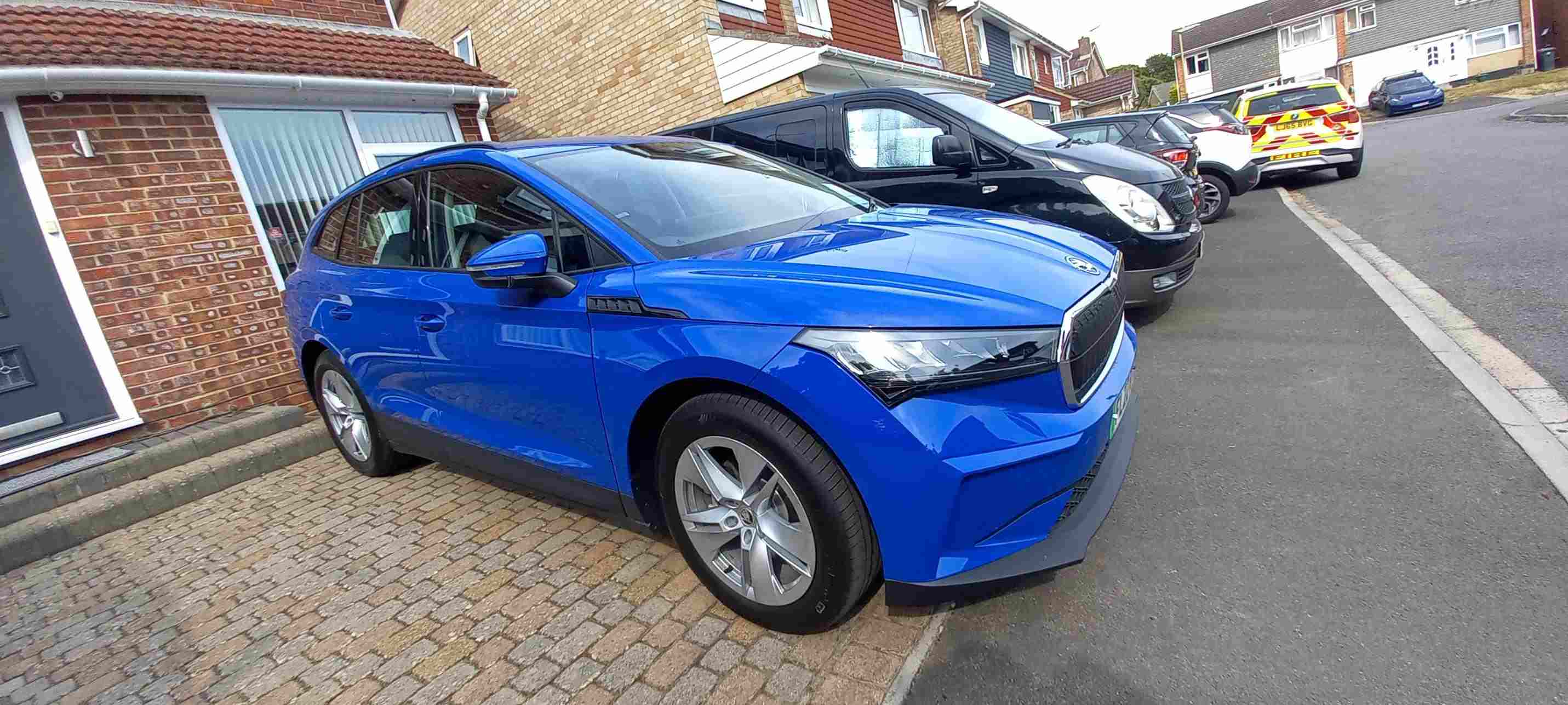 Reviewing the Skoda Enyaq iV electric estate ecar lease